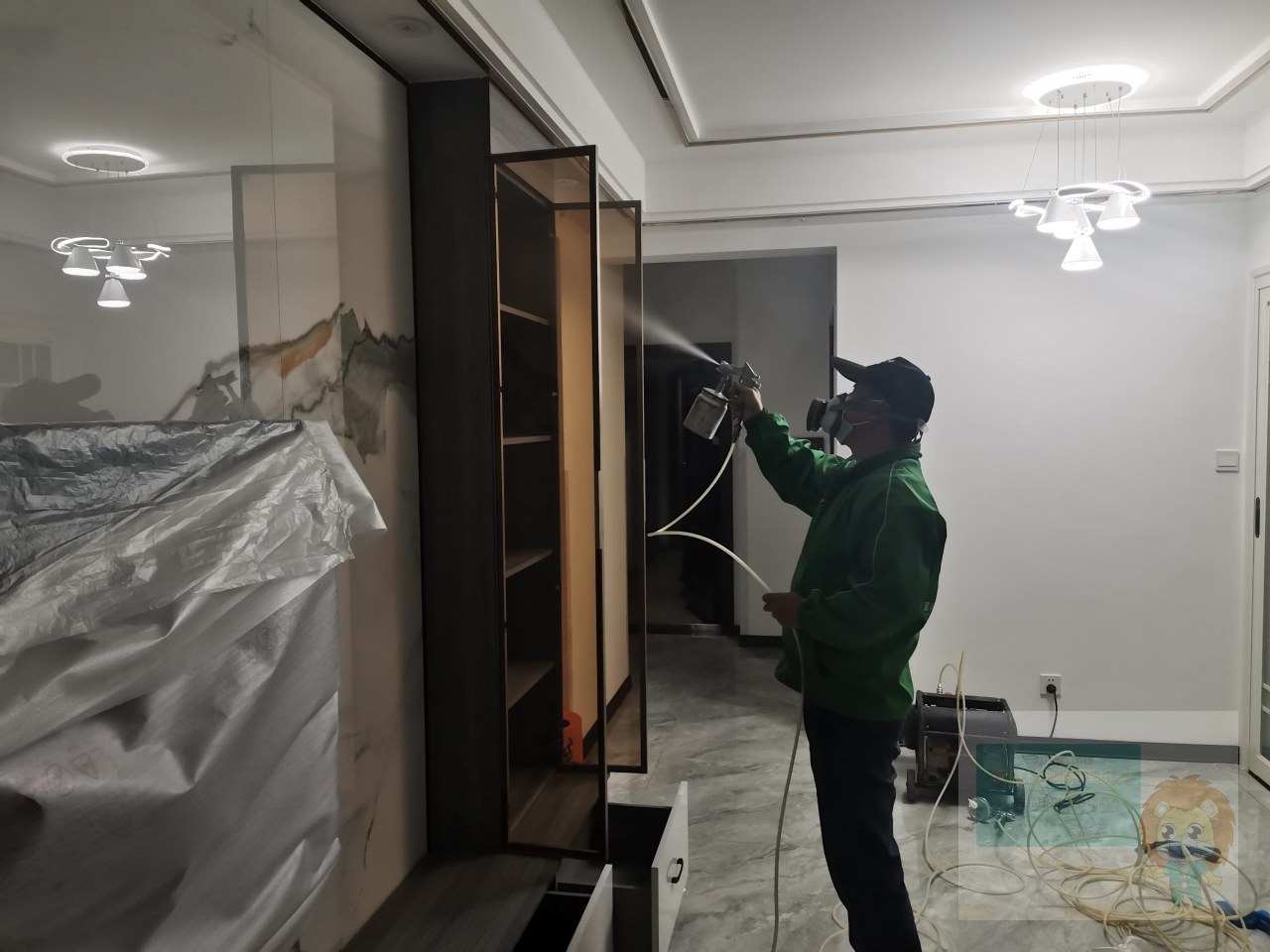 成都沙沙河壹号2期家庭除甲醛施工现场-力洁狮环保-3