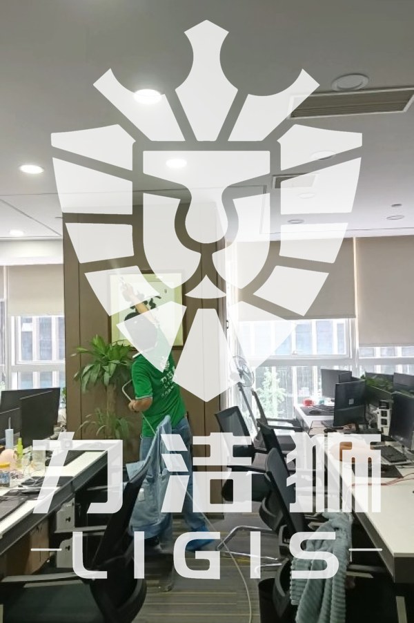 成都希顿国际广场 办公室工装除甲醛施工现场-力洁狮环保-1